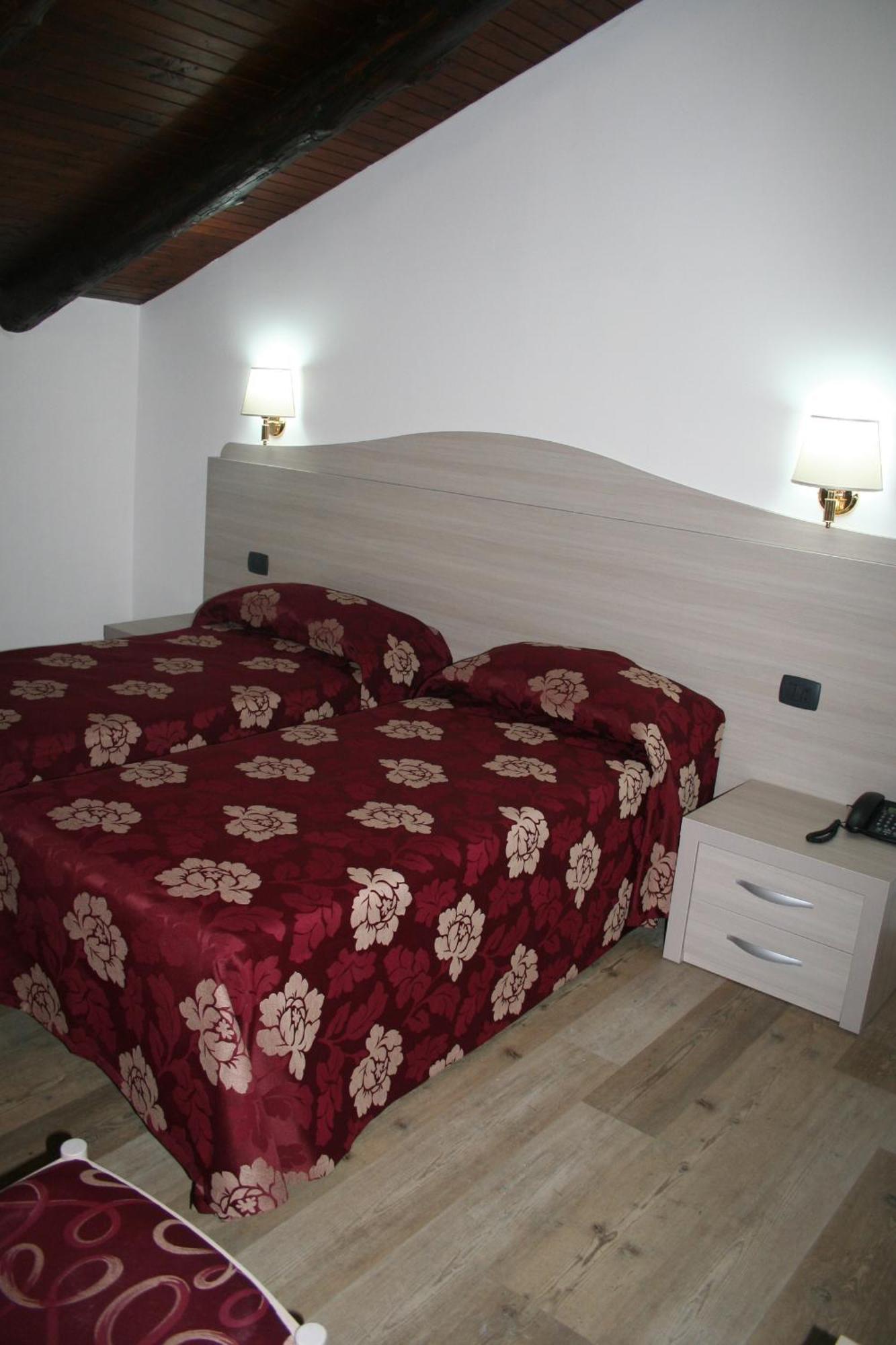 Agriturismo Cascina Del Vai Cairo Montenotte Δωμάτιο φωτογραφία