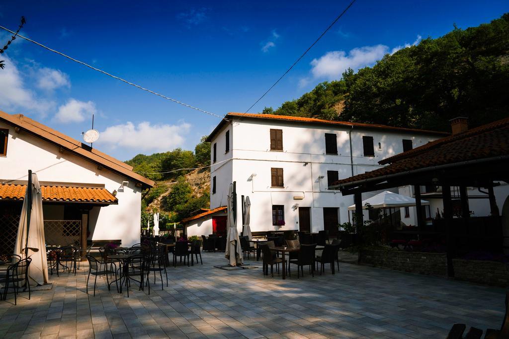 Agriturismo Cascina Del Vai Cairo Montenotte Εξωτερικό φωτογραφία