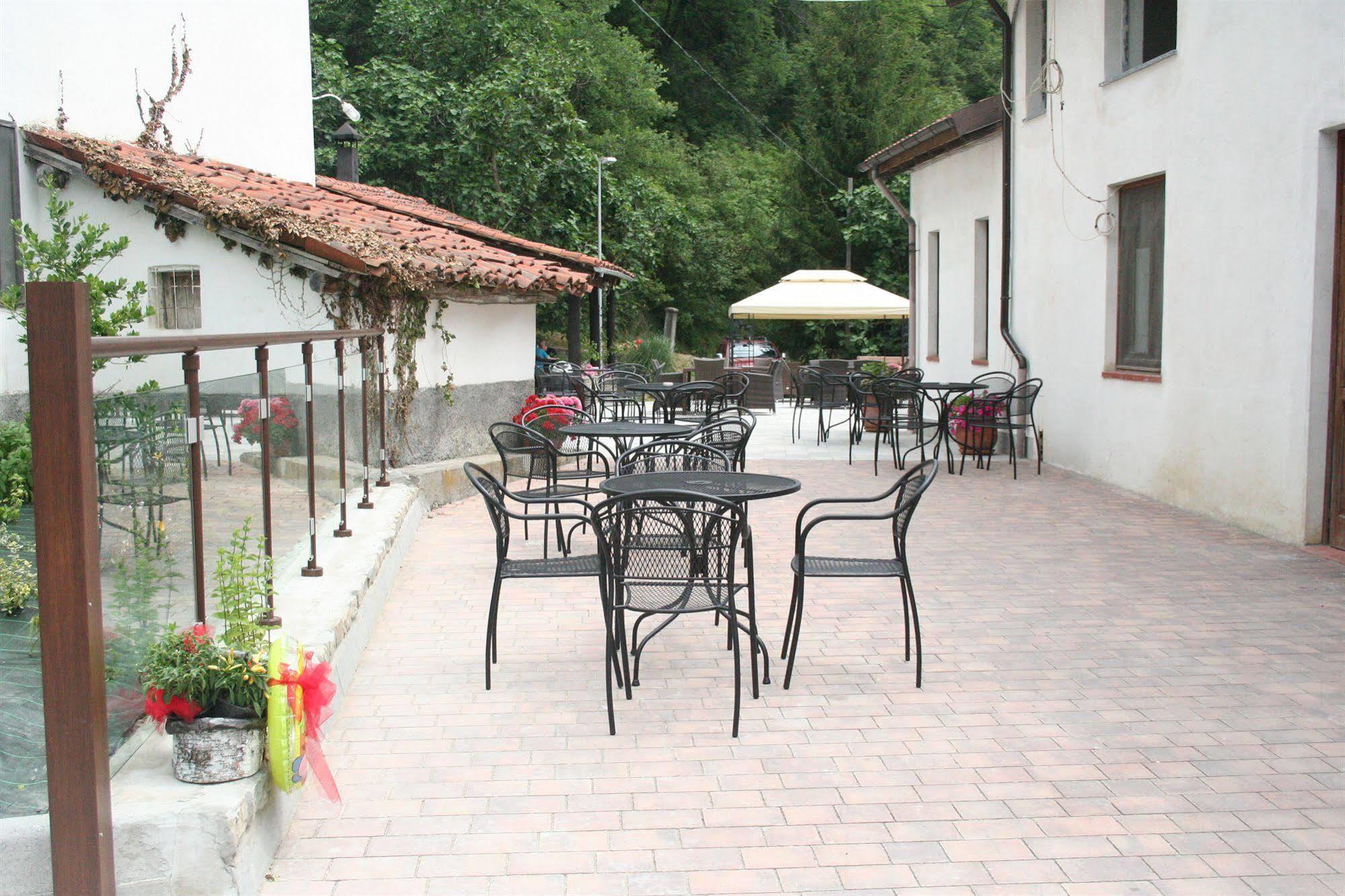 Agriturismo Cascina Del Vai Cairo Montenotte Εξωτερικό φωτογραφία